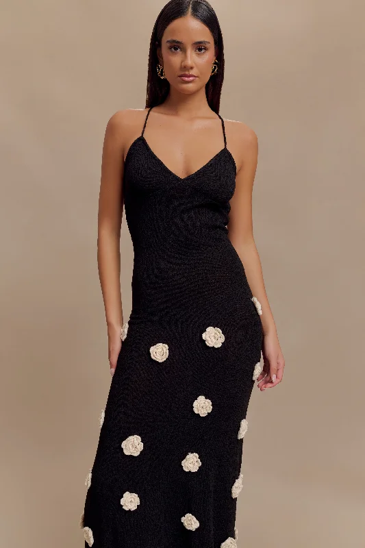 Suki Knit Maxi Dress With Flowers - Black And White