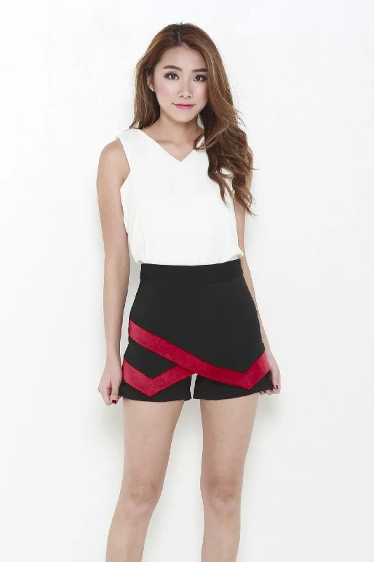 Pointed Contrast Skorts In Black & Red